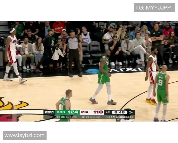 热火与凯尔特人激战正酣NBA季后赛精彩对决引发球迷热情高涨