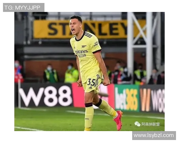 马丁内利的崛起：从青涩小将到足球场上的耀眼明星